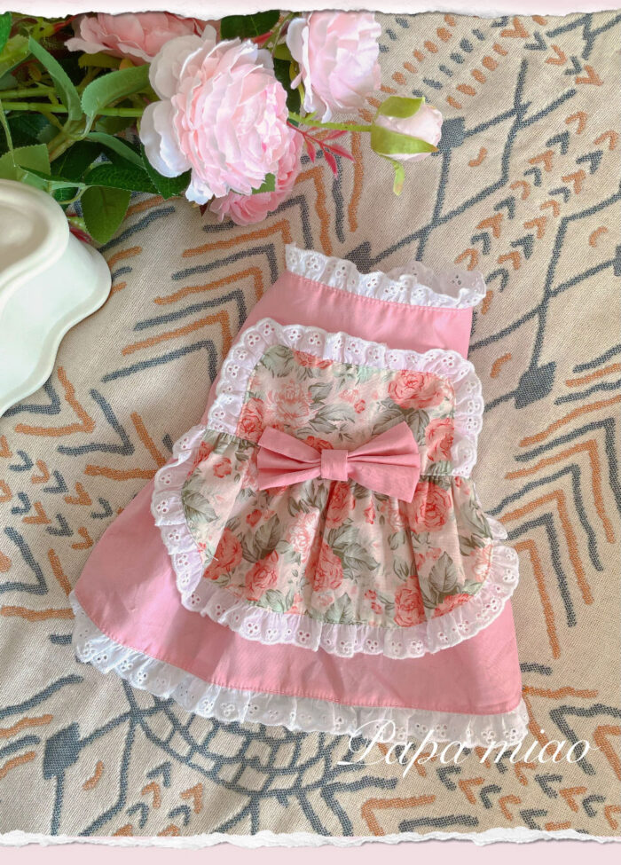 16 Pet maid floral skirt
